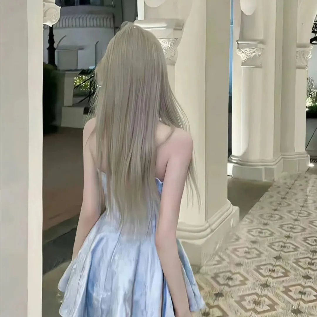 容基耶尔女士